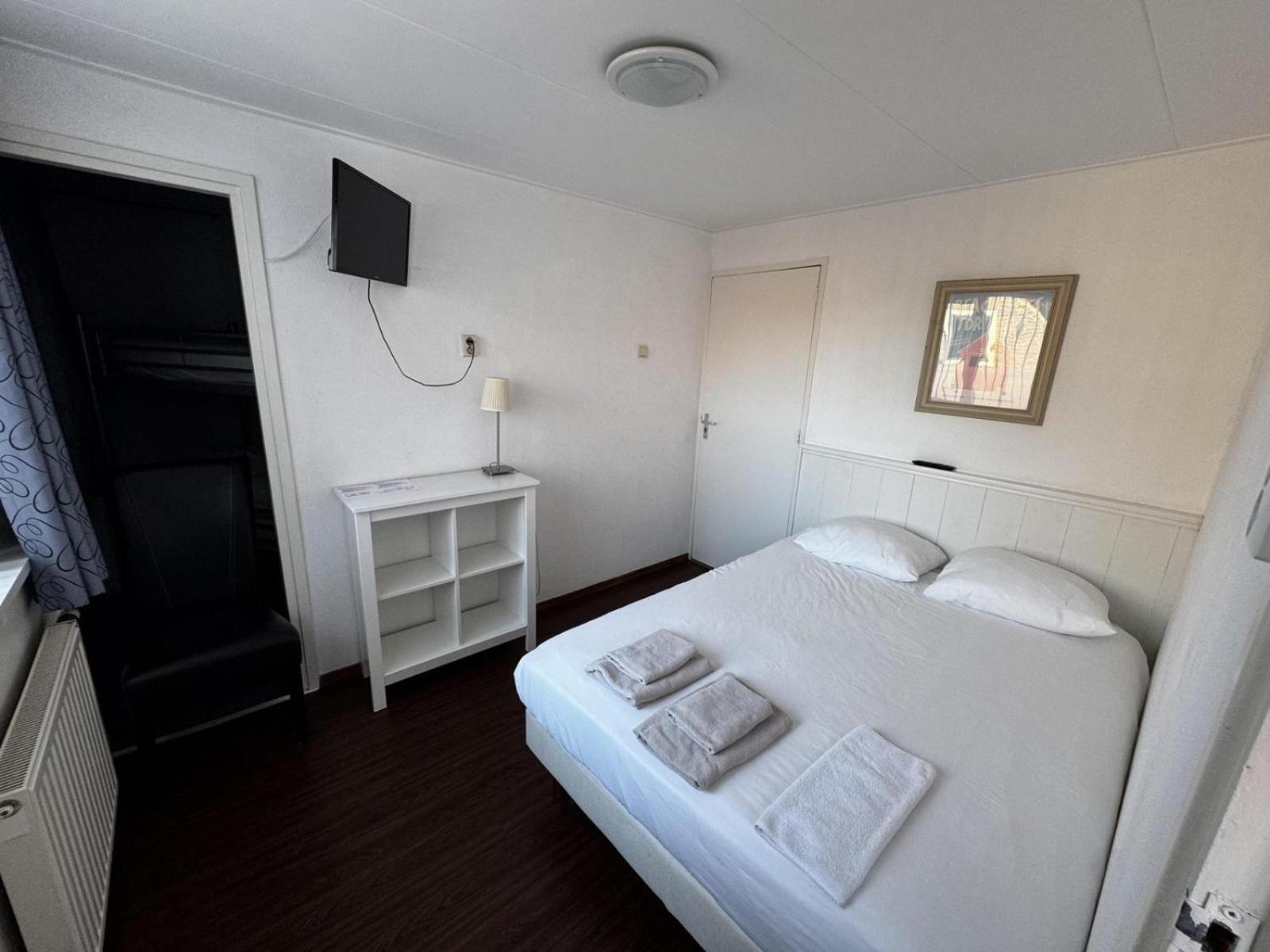 Hotel-Pension Ouddorp Buitenkant foto