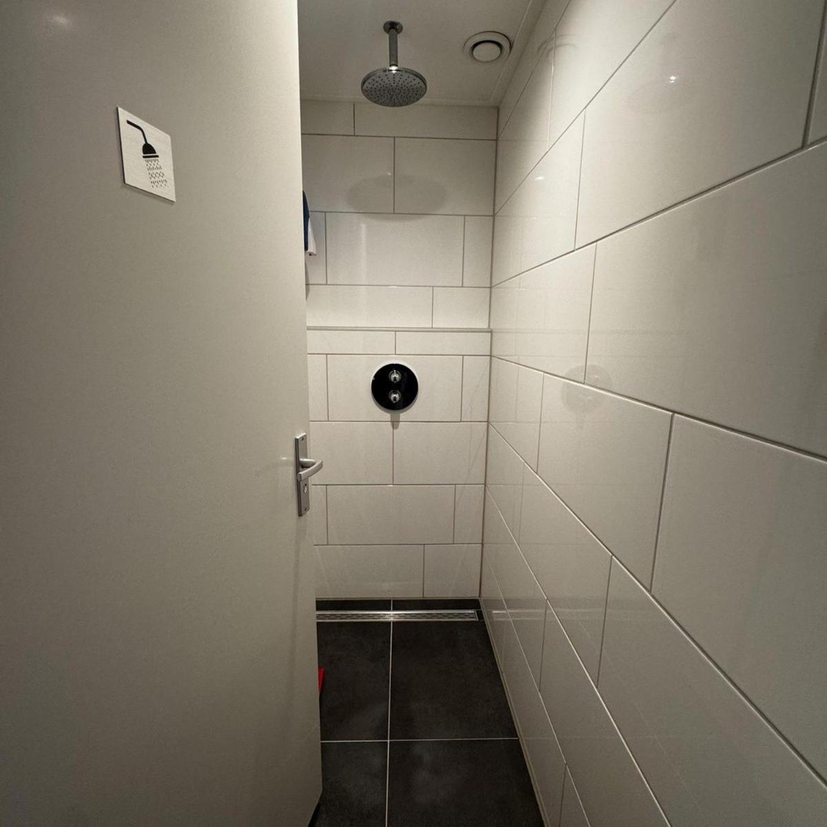 Hotel-Pension Ouddorp Kamer foto