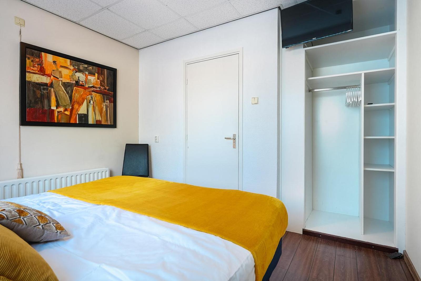 Hotel-Pension Ouddorp Kamer foto