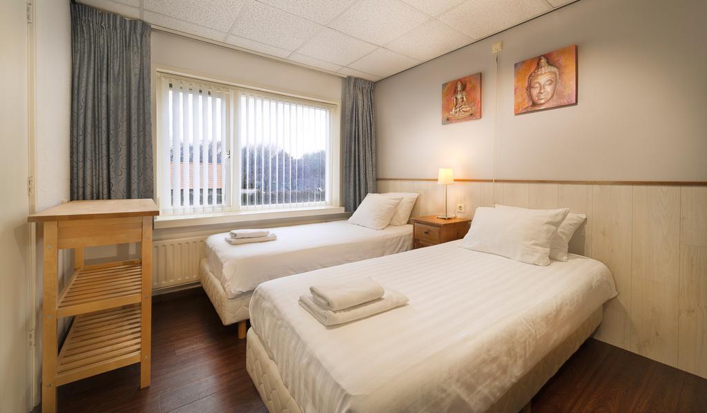 Hotel-Pension Ouddorp Buitenkant foto